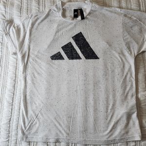 Ladies Adidas Short Sleeve T shirt Size L